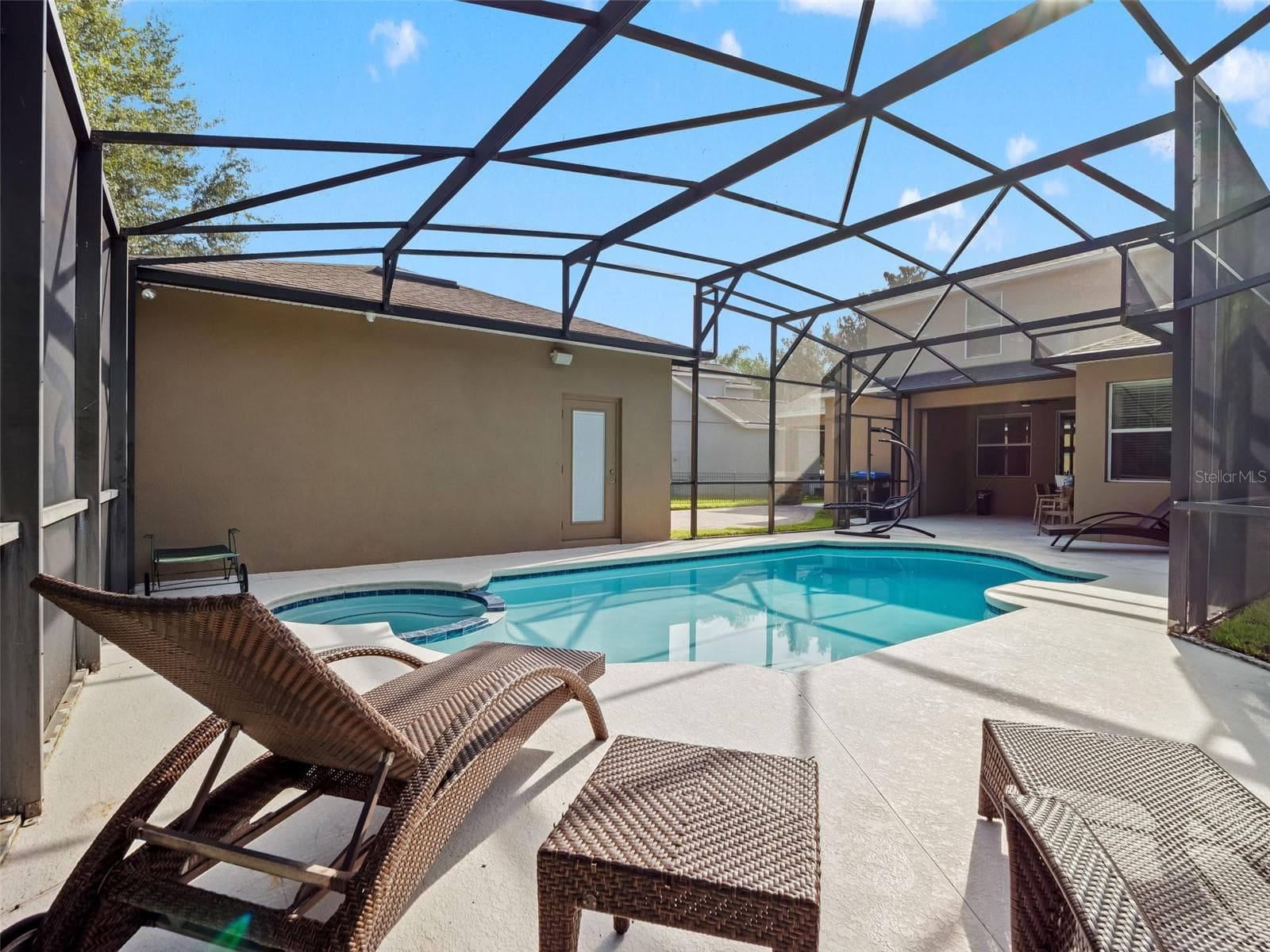 Single Family Residence at 6158 MERIWETHER CRES, WINTER GARDEN, photo 6 of 57