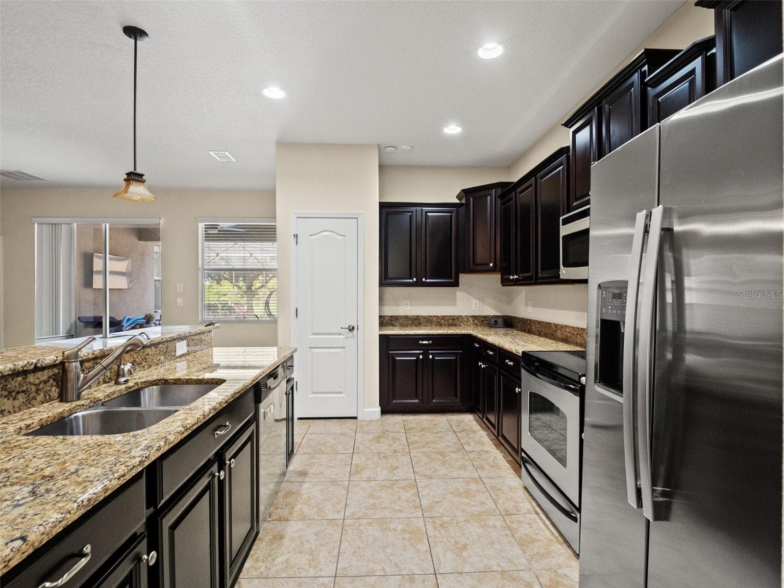 Single Family Residence at 6158 MERIWETHER CRES, WINTER GARDEN, photo 22 of 57