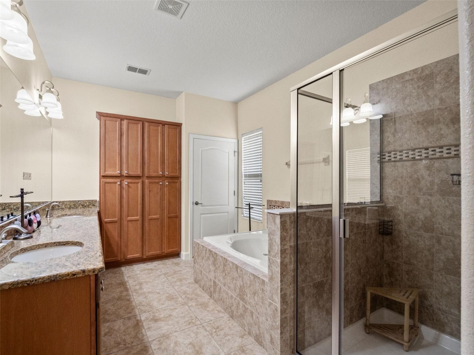 Single Family Residence at 6158 MERIWETHER CRES, WINTER GARDEN, photo 29 of 57