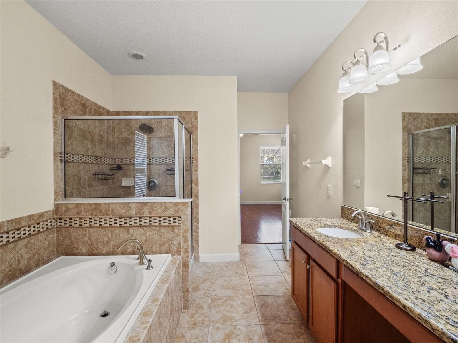 Single Family Residence at 6158 MERIWETHER CRES, WINTER GARDEN, photo 31 of 57