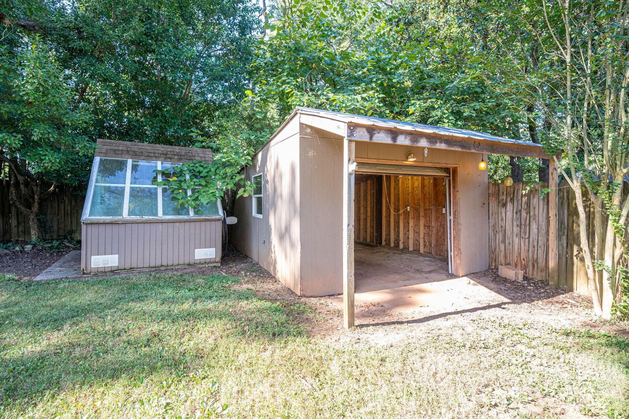 Single Family Residence at 313 Willis Road, Dallas, photo 32 of 37