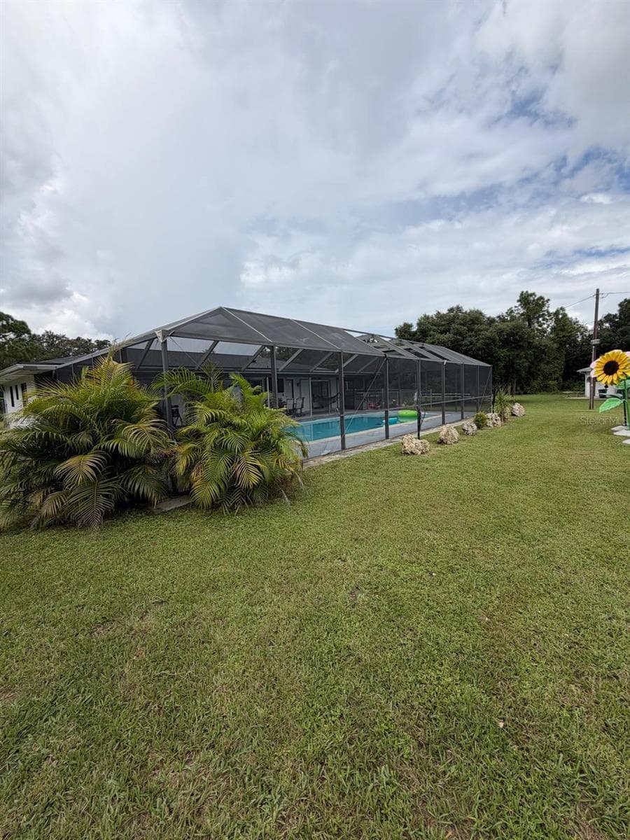 Single Family Residence at 704 CLEVELAND AVE, LEHIGH ACRES, photo 4 of 50