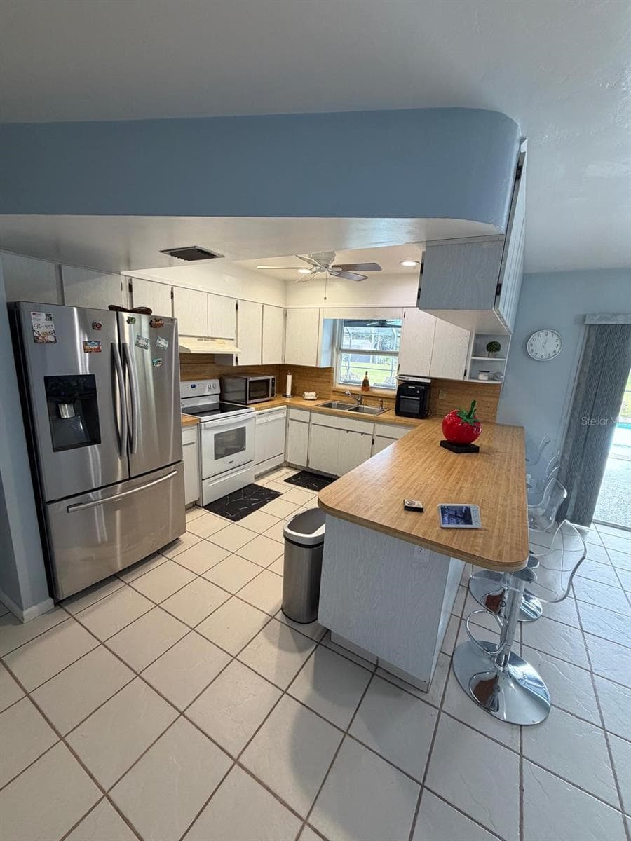 Single Family Residence at 704 CLEVELAND AVE, LEHIGH ACRES, photo 14 of 50