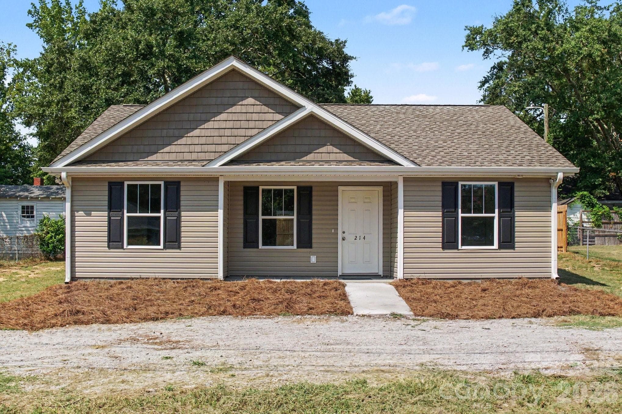 Single Family Residence at 214 W 3rd Street, Kershaw, photo 2 of 25