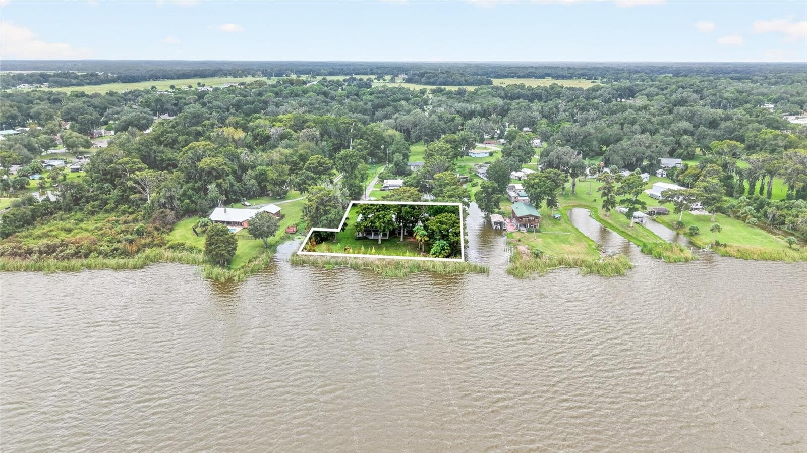 Single Family Residence at NONE, LAKE PANASOFFKEE, photo 2 of 79