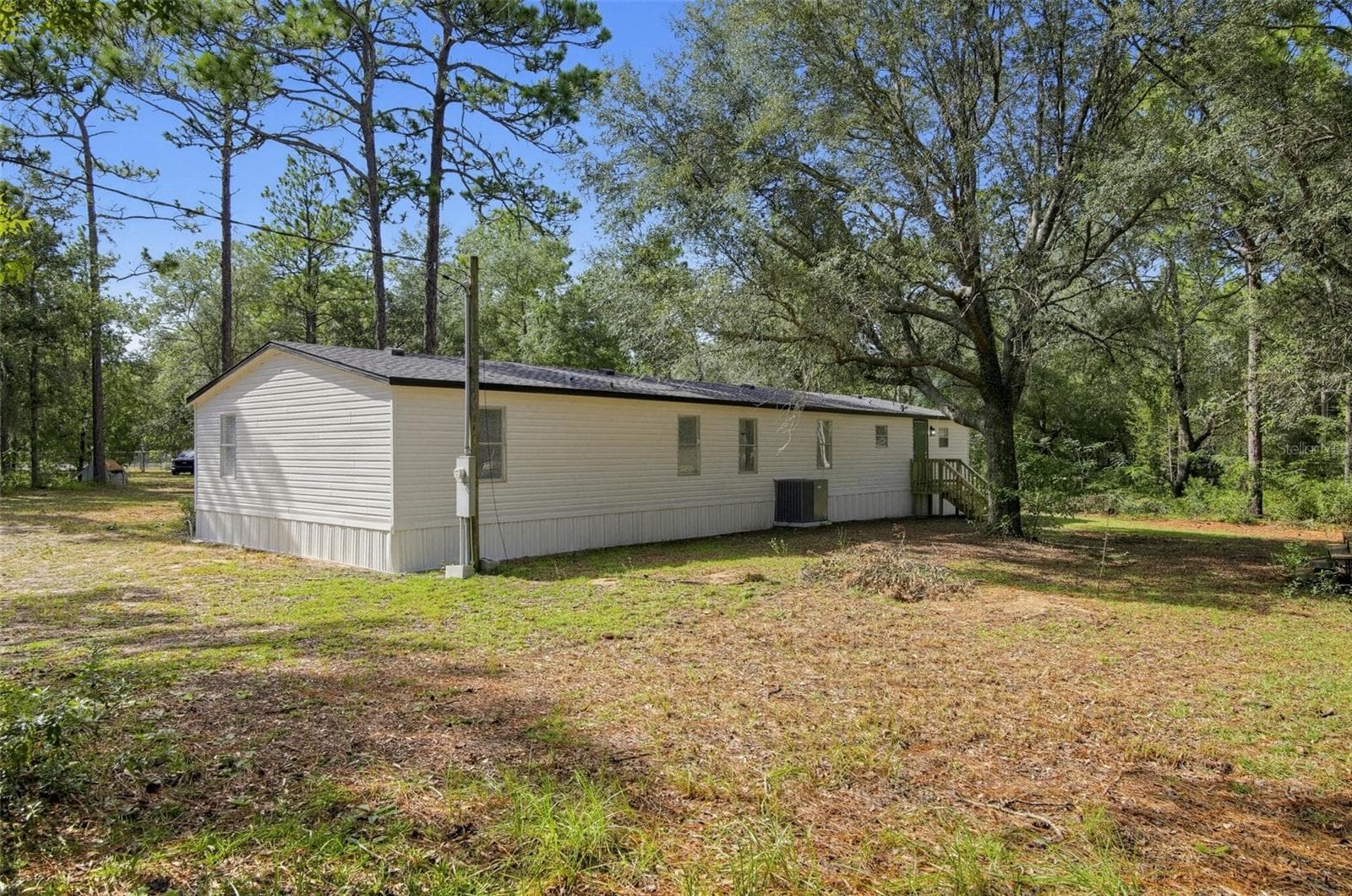 Manufactured Home at 124 HOUR GLASS CIR, HAWTHORNE, photo 29 of 30
