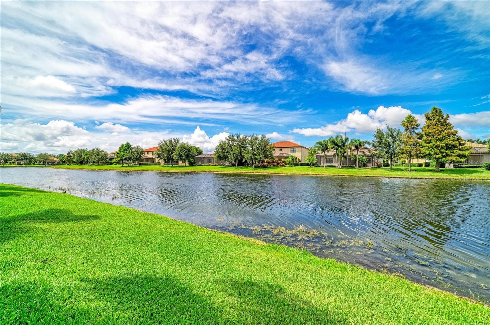 Single Family Residence at 13213 BRIDGEPORT XING, BRADENTON, photo 12 of 47