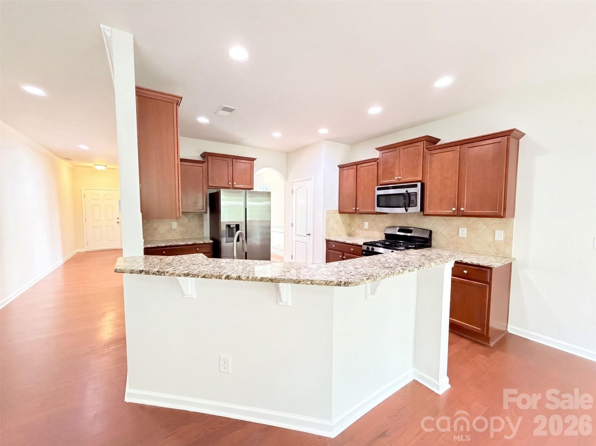 Single Family Residence at 7230 Kinley Commons Lane, Charlotte, photo 2 of 24