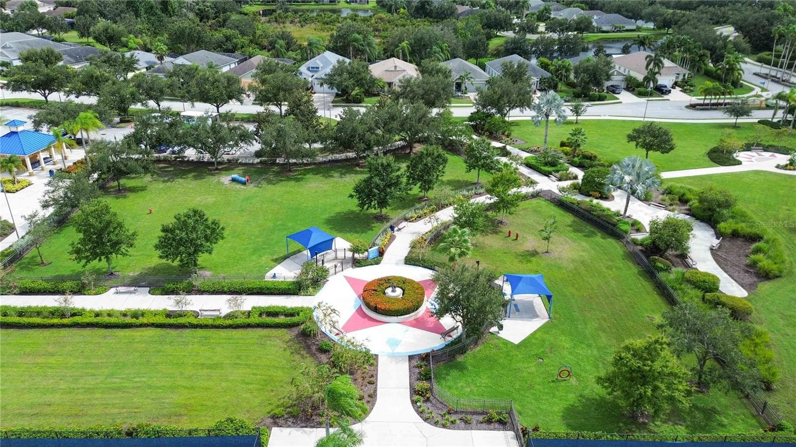 Single Family Residence at 11419 PIEDMONT PARK XING, BRADENTON, photo 39 of 55