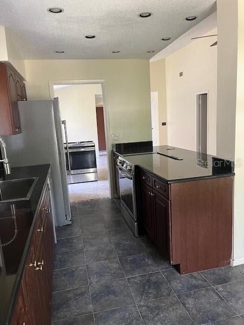 Single Family Residence at 4512 SWEETWATER LAKE DR #10, TAMPA, photo 10 of 27