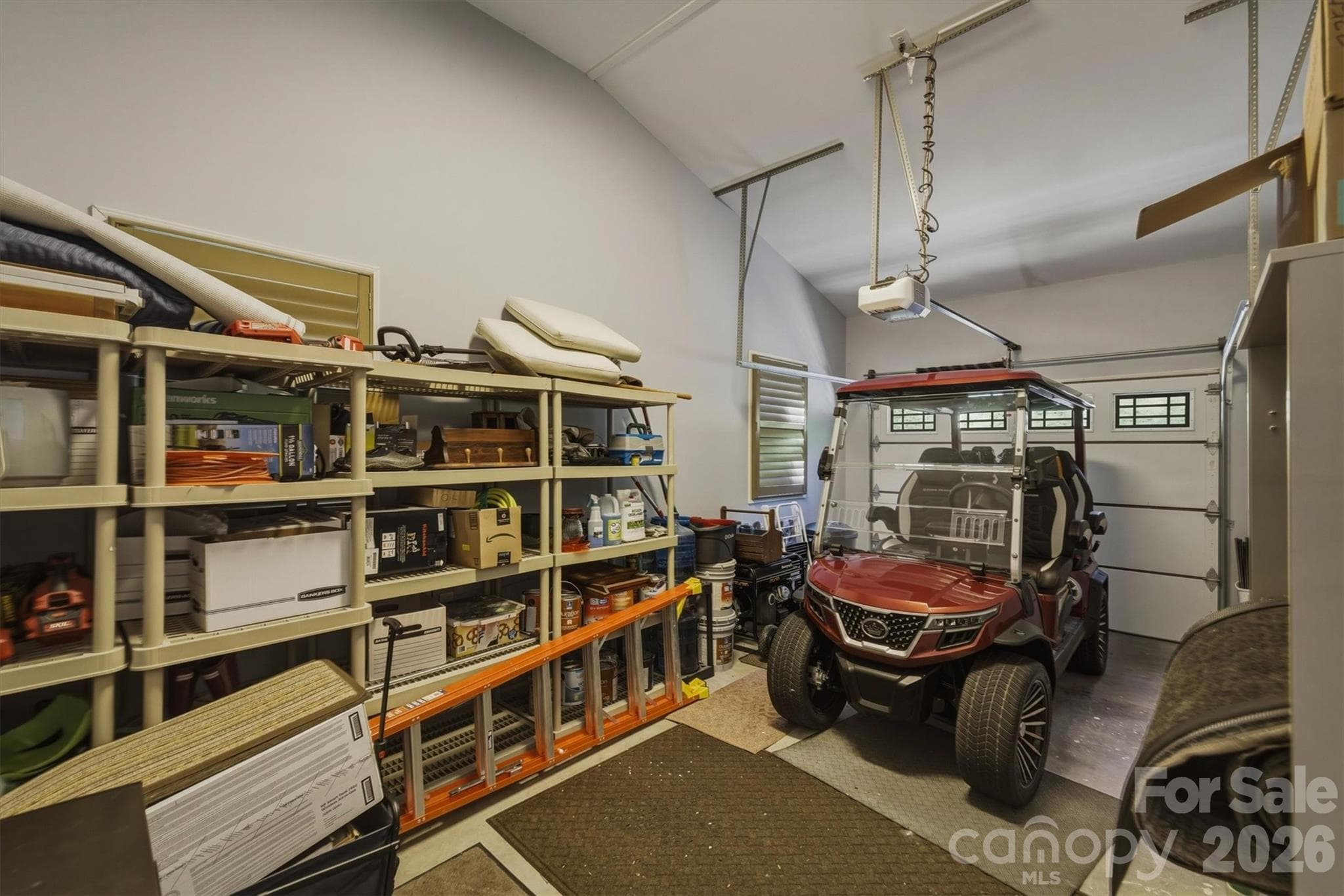 Attached Garage - 315 Lakeview Trail, Nebo