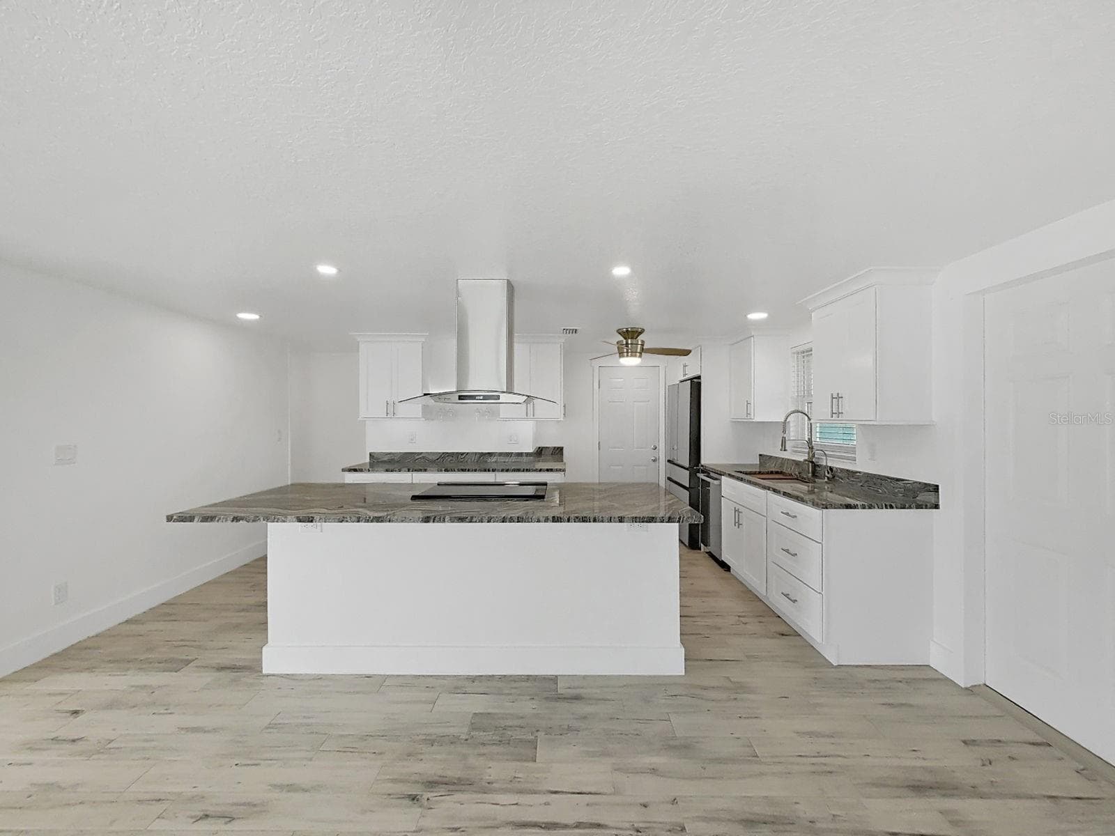 Single Family Residence at 4156 FLORAMAR TER, NEW PORT RICHEY, photo 13 of 39