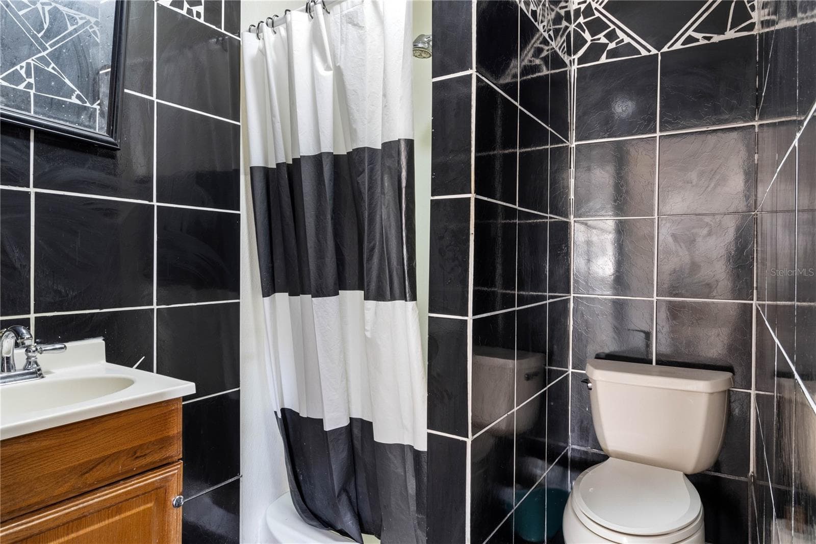 Bathroom in bonus room area - 3003 DREWERY AVE, LAKELAND