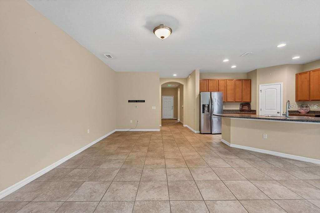 Single Family Residence at 11601 TANGLE STONE DR, GIBSONTON, photo 7 of 54