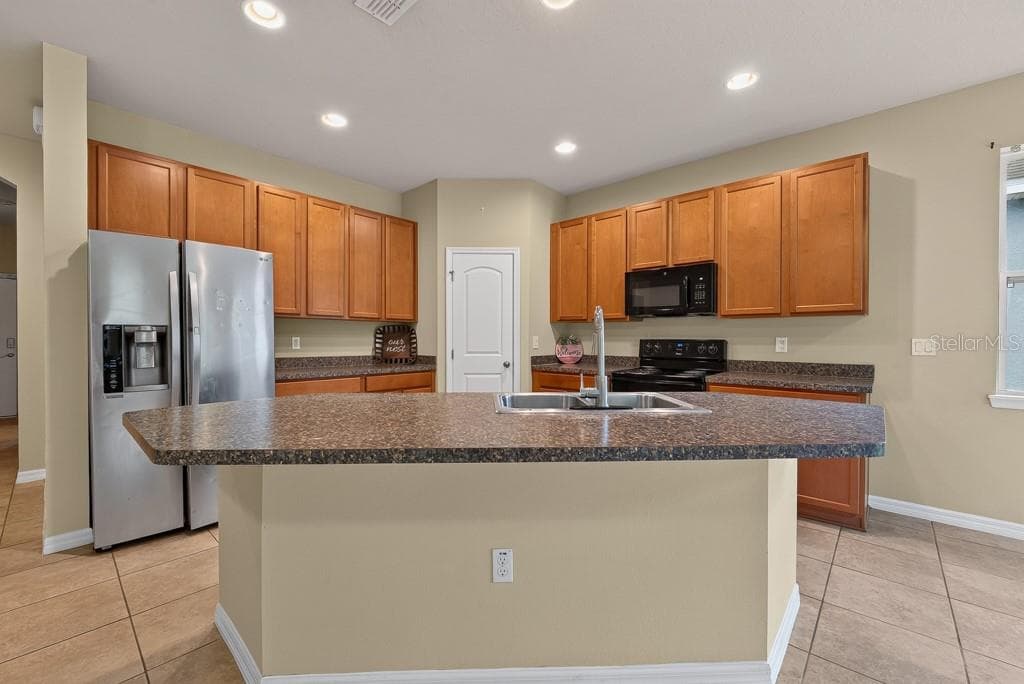 Single Family Residence at 11601 TANGLE STONE DR, GIBSONTON, photo 14 of 54