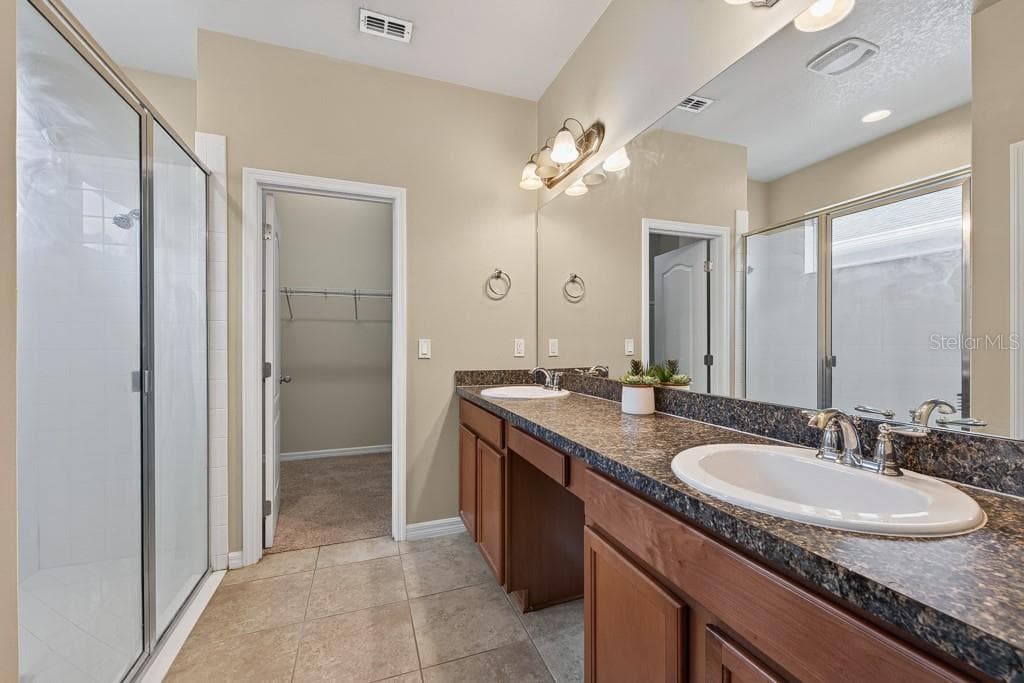 Single Family Residence at 11601 TANGLE STONE DR, GIBSONTON, photo 27 of 54