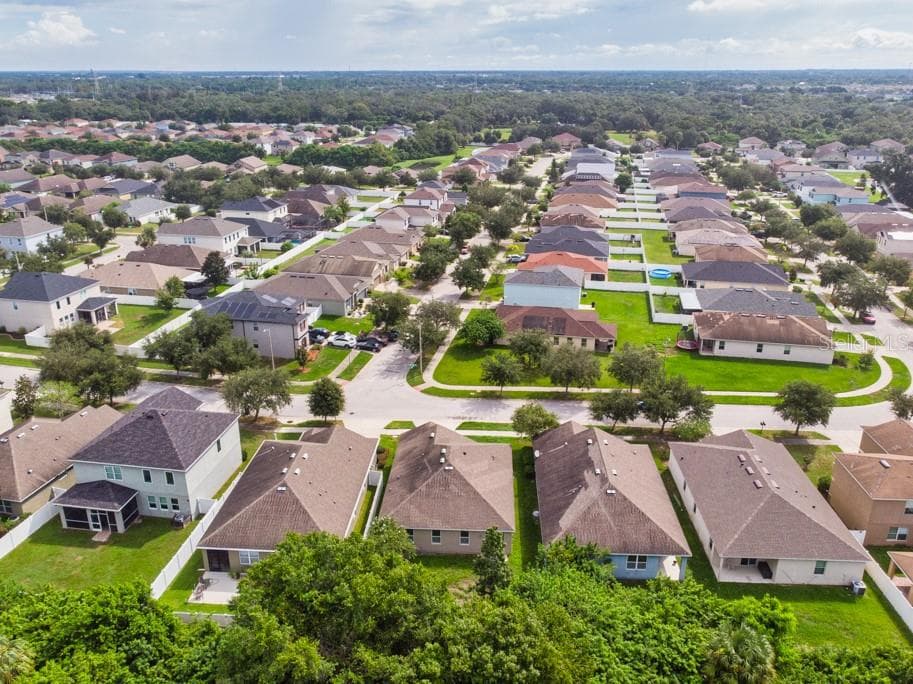 Single Family Residence at 11601 TANGLE STONE DR, GIBSONTON, photo 52 of 54