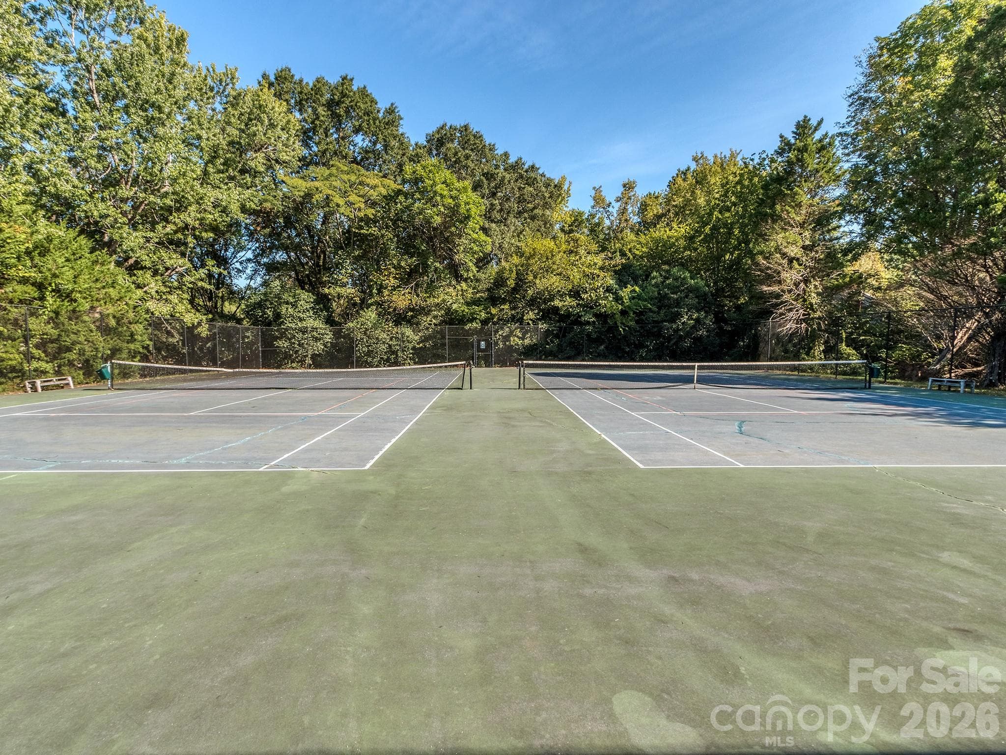 Tennis courts are maintained well. - 2041 Glouchester Circle, Charlotte