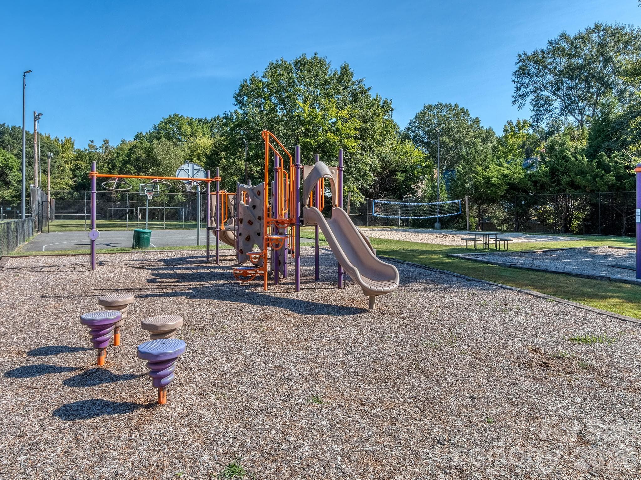 Playground and picnic area - 2041 Glouchester Circle, Charlotte