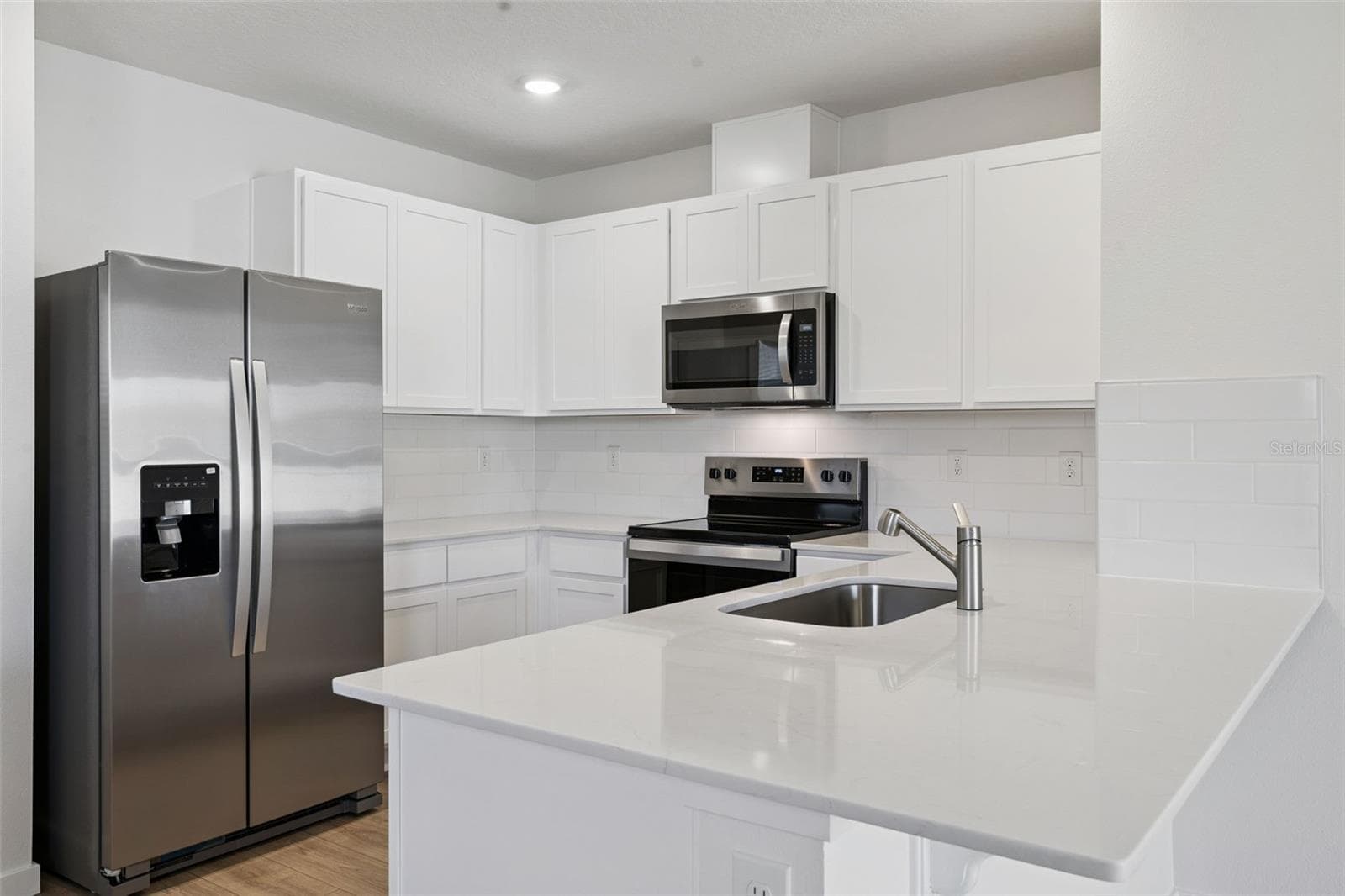 Single Family Residence at 3333 SPINEYWOOD DR, OCOEE, photo 17 of 39