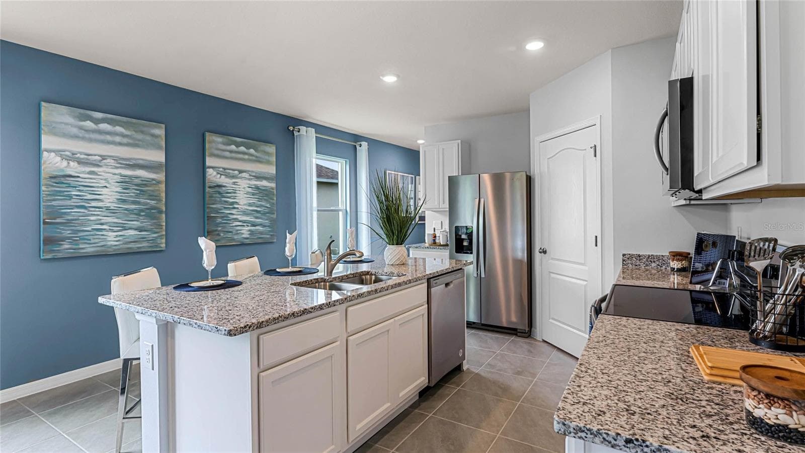 Single Family Residence at 9855 BRAVE BUCK AVE, LAND O LAKES, photo 4 of 25