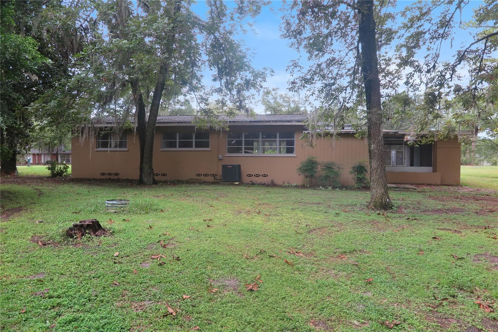 Single Family Residence at 23376 NW COUNTY ROAD 236, HIGH SPRINGS, photo 5 of 36