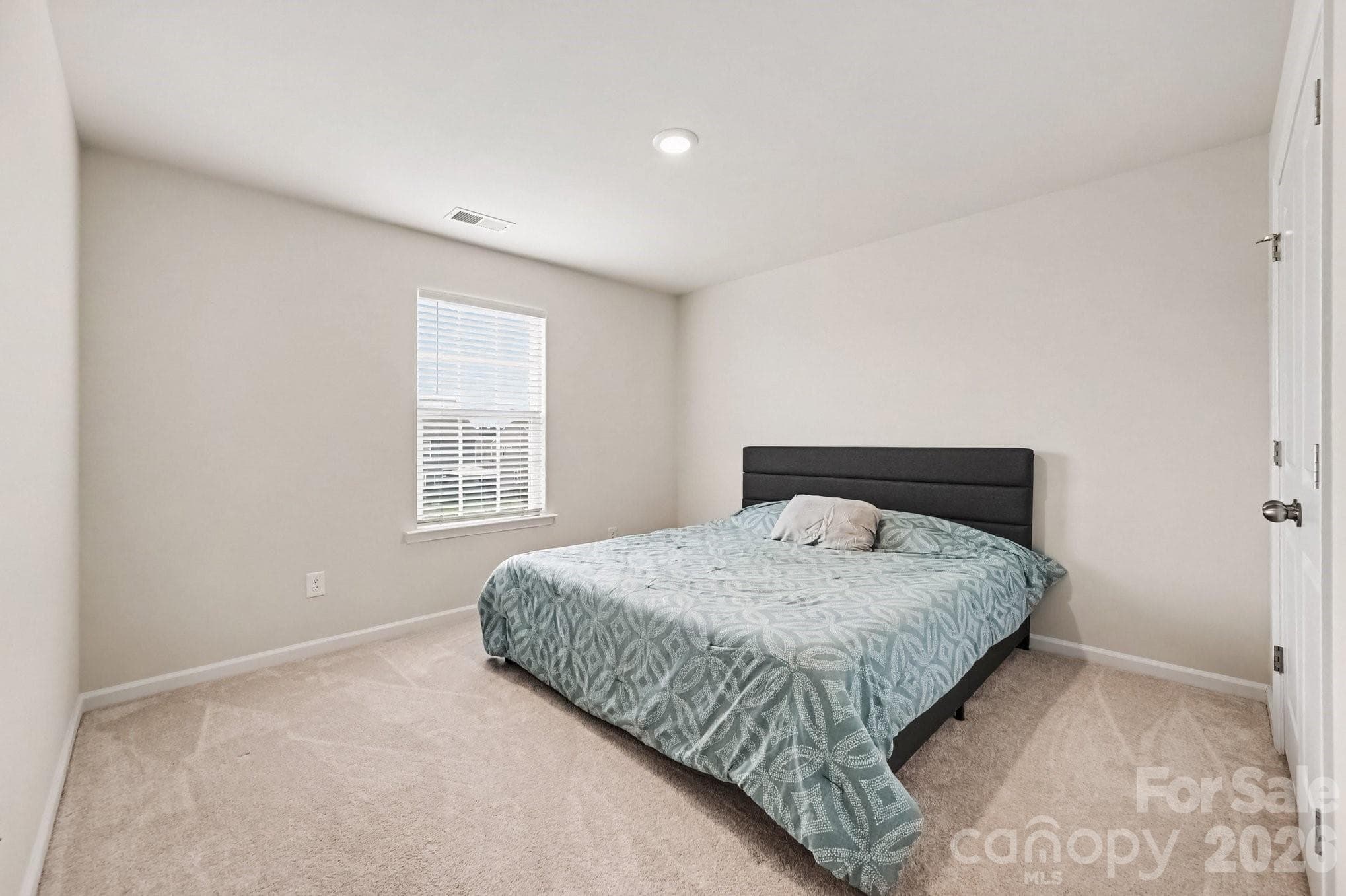 Single Family Residence at 112 Rooster Tail Lane, Troutman, photo 18 of 32