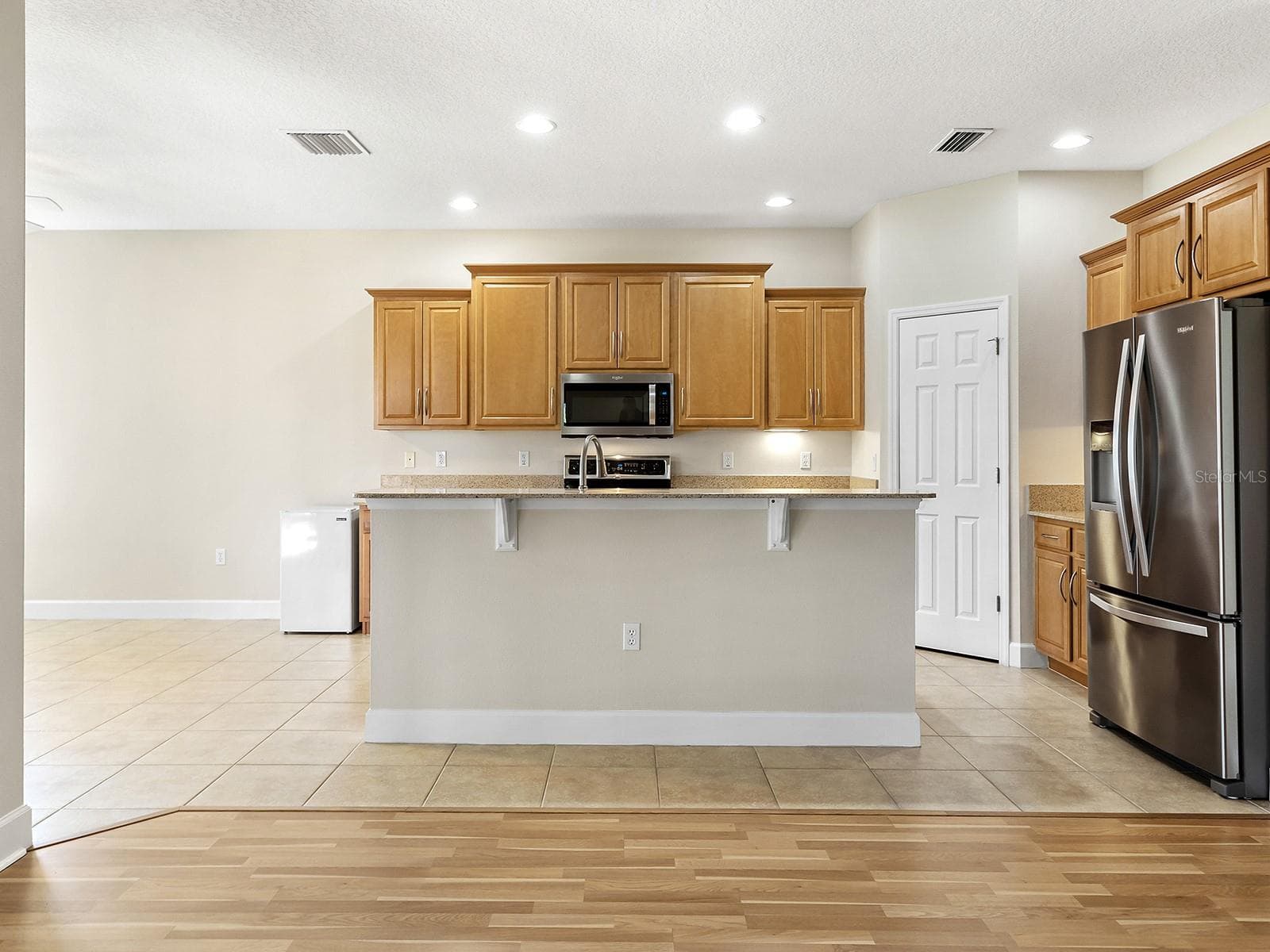 Single Family Residence at 20580 PEZZANA DR, VENICE, photo 6 of 53