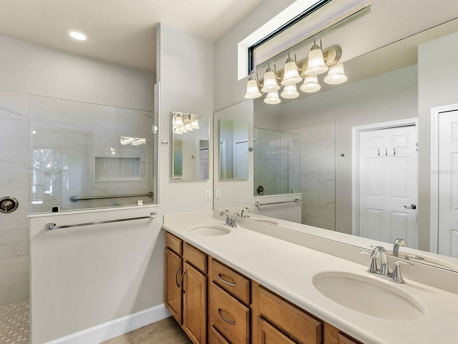 Single Family Residence at 20580 PEZZANA DR, VENICE, photo 22 of 53
