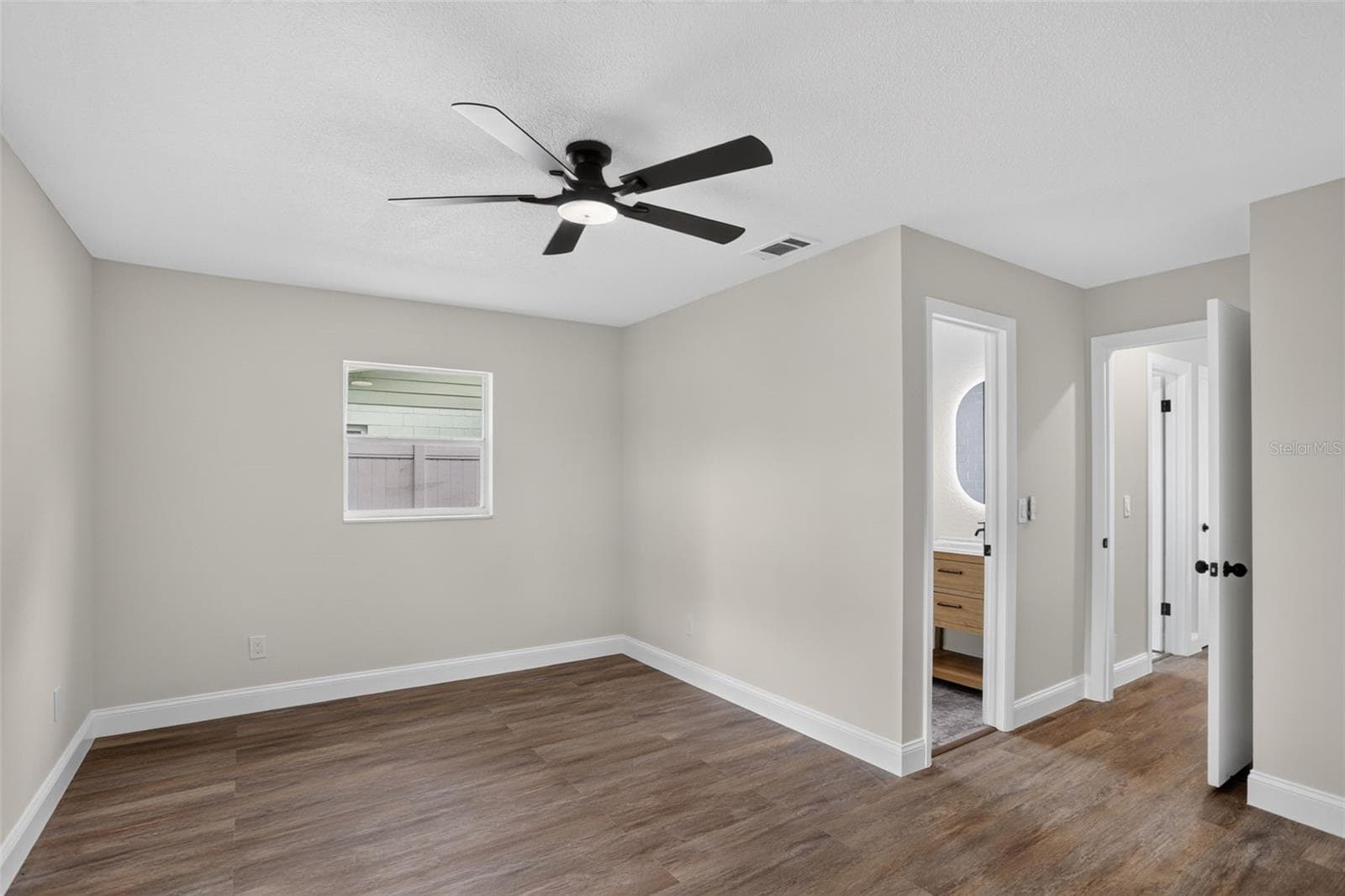 Single Family Residence at 405 CHESTNUT AVE, ALTAMONTE SPRINGS, photo 14 of 33