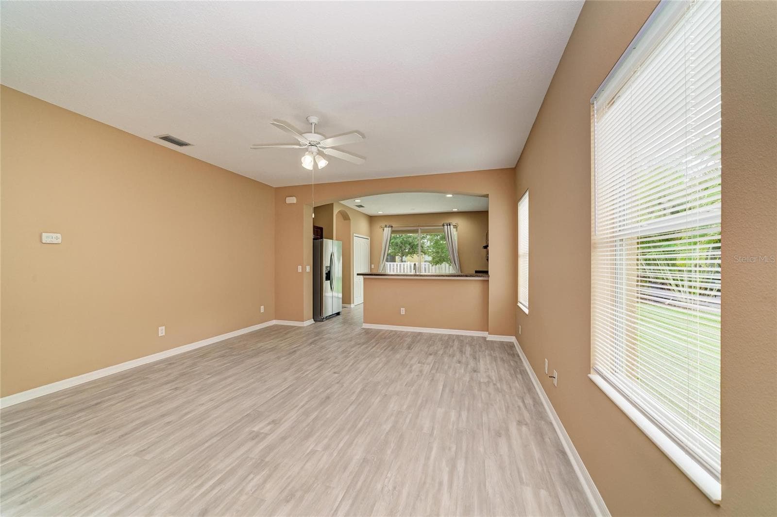 Single Family Residence at 4907 BOSTON COMMON GLN, BRADENTON, photo 9 of 47