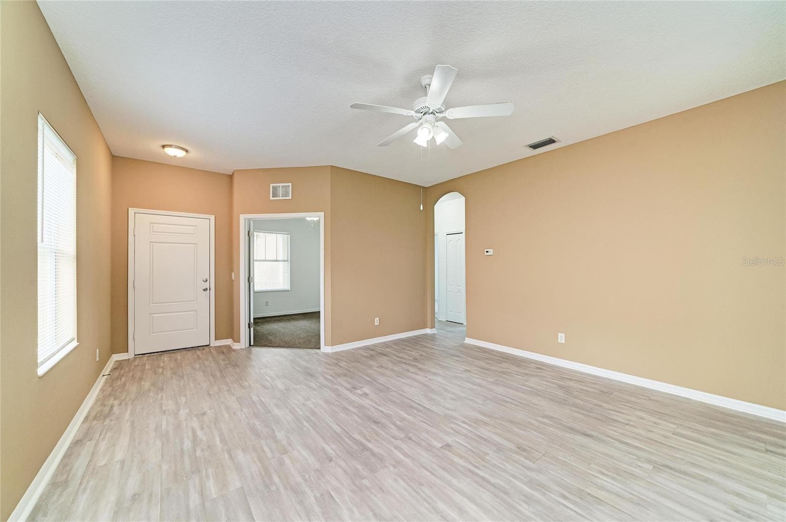 Single Family Residence at 4907 BOSTON COMMON GLN, BRADENTON, photo 12 of 47