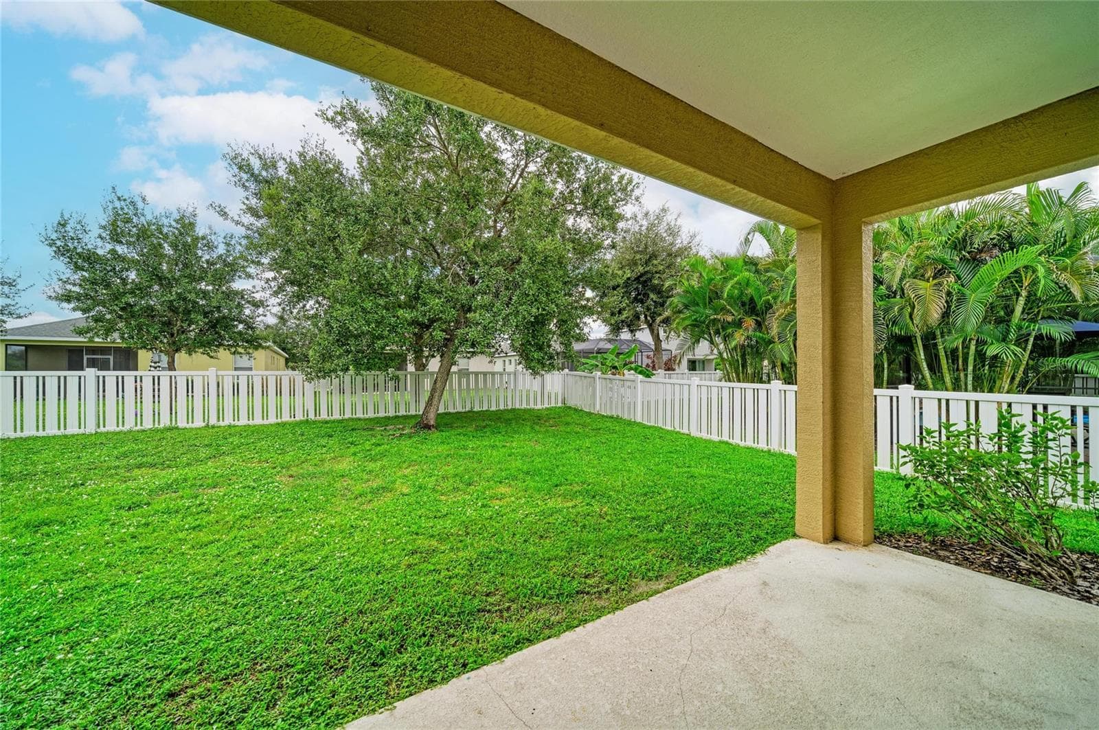 Single Family Residence at 4907 BOSTON COMMON GLN, BRADENTON, photo 33 of 47