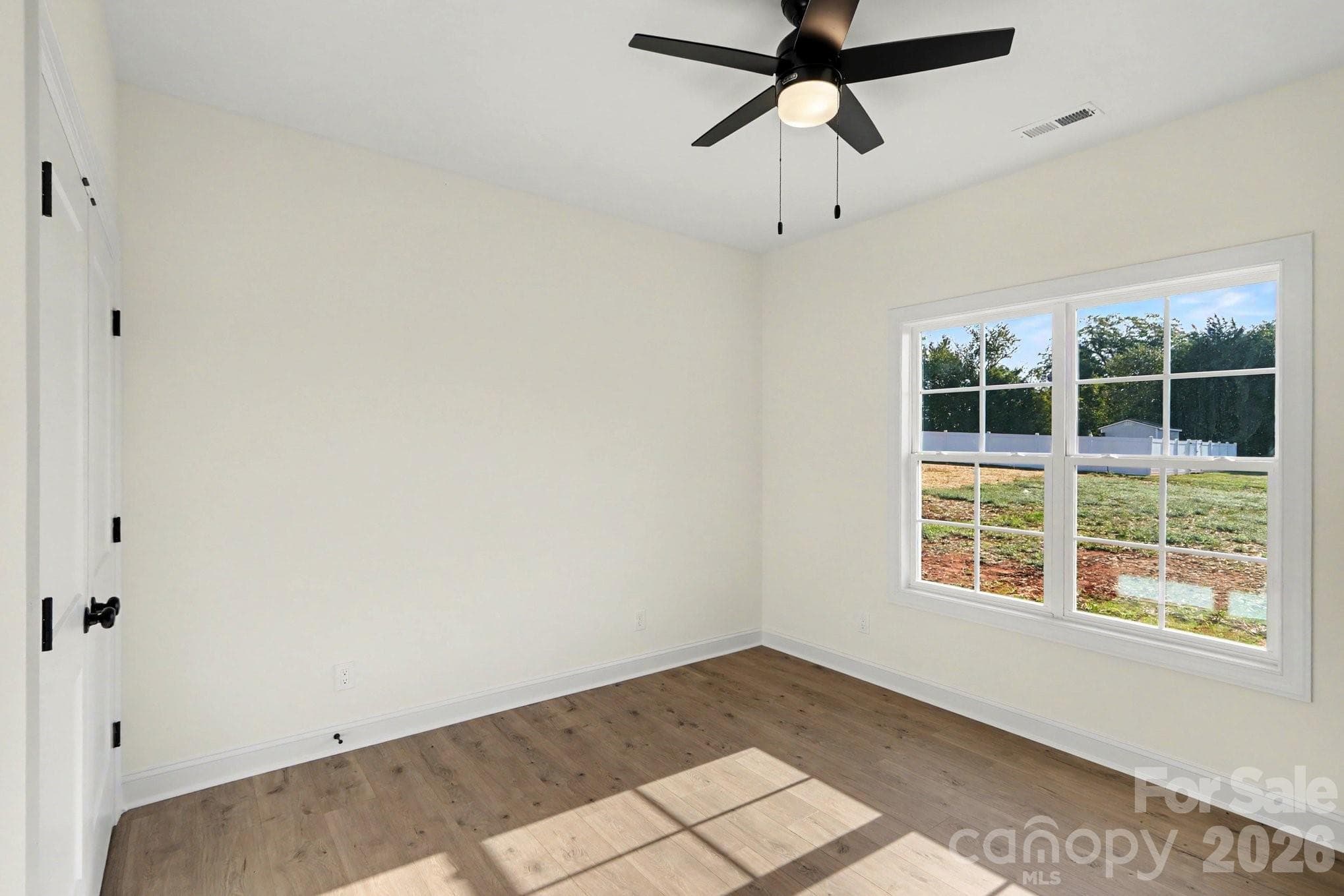 Single Family Residence at 155 Southern Oaks Lane, Salisbury, photo 15 of 21