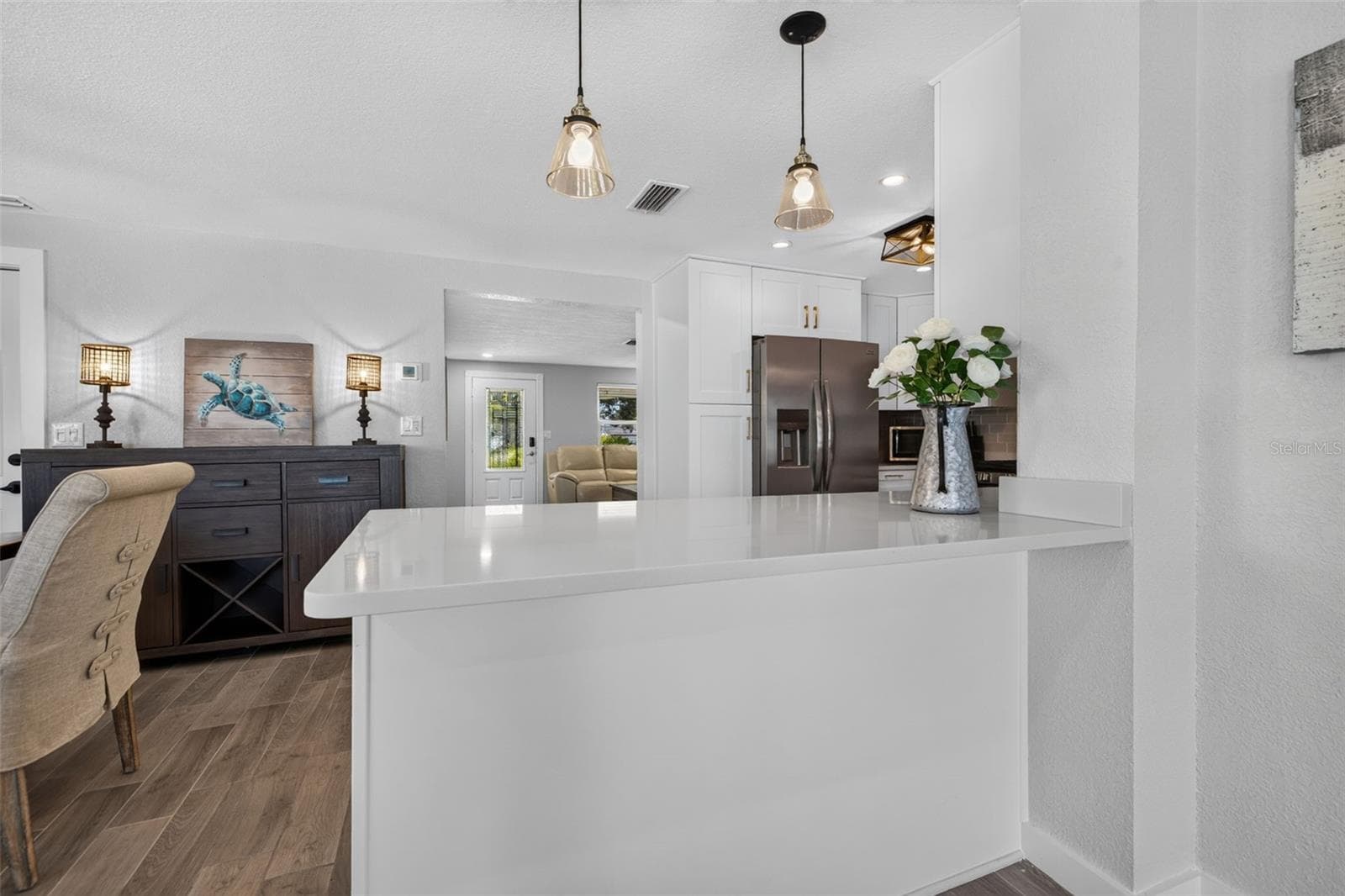 Single Family Residence at 209 TALLAHASSEE DR NE, ST PETERSBURG, photo 12 of 38