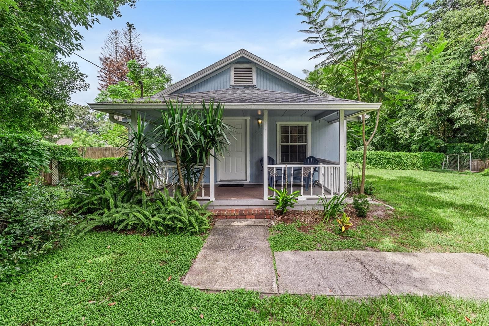 Single Family Residence at 5080 SEMINOLE AVE, WINTER PARK, photo 2 of 33