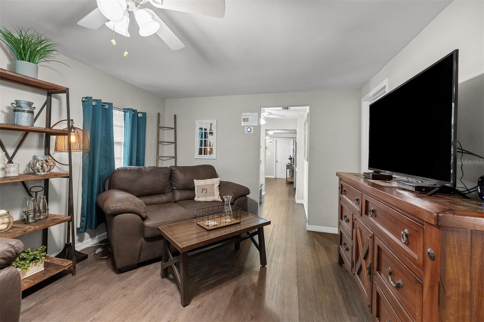 Single Family Residence at 5080 SEMINOLE AVE, WINTER PARK, photo 7 of 33