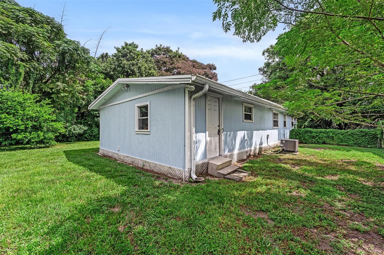 Single Family Residence at 5080 SEMINOLE AVE, WINTER PARK, photo 24 of 33