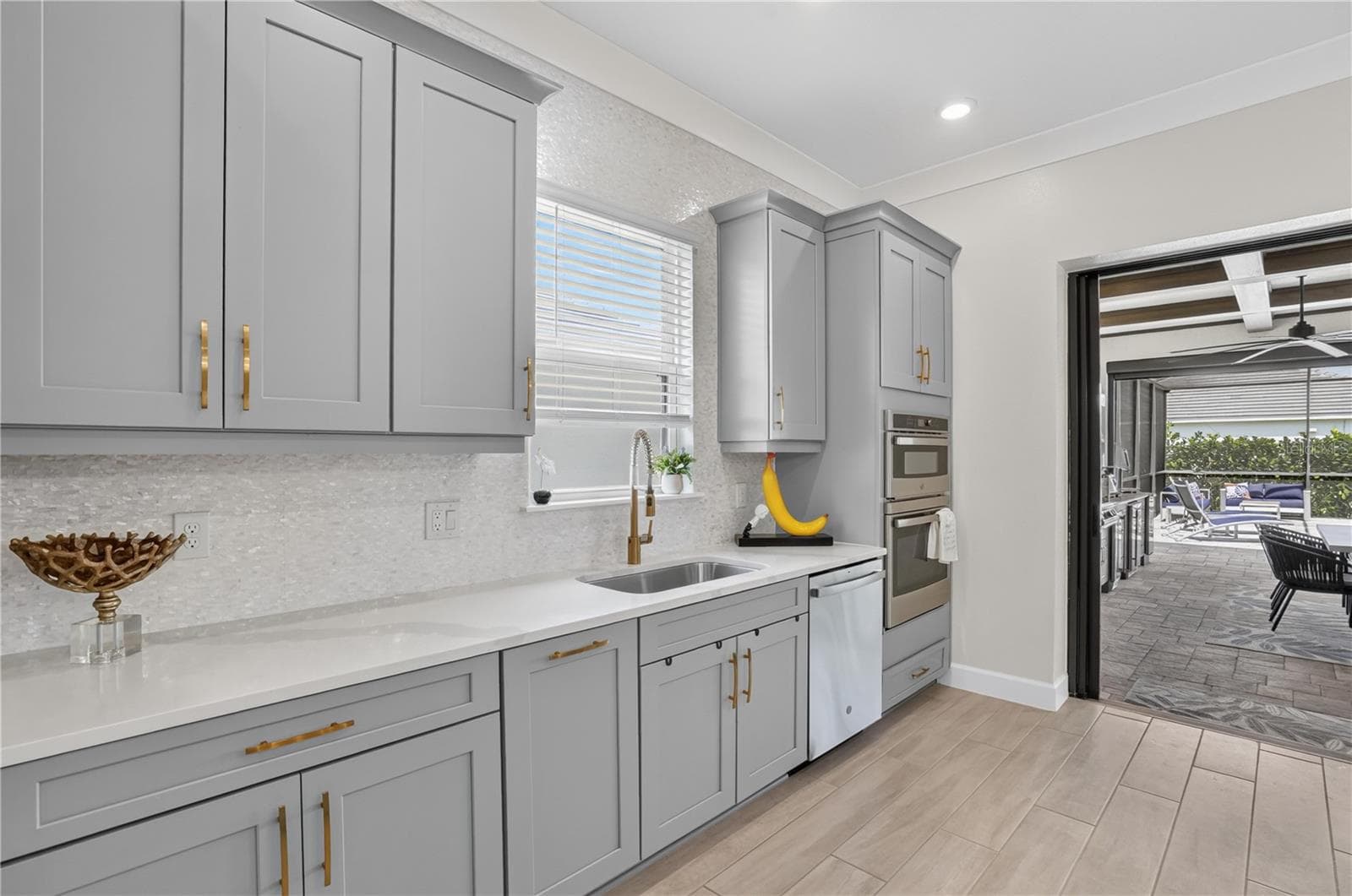 Single Family Residence at 5508 CASERTA CT, PALMETTO, photo 29 of 83