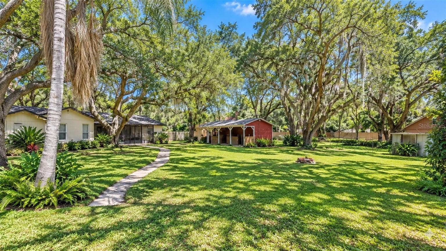 Single Family Residence at 7405 WILLIAMS RD, SEFFNER, photo 9 of 94