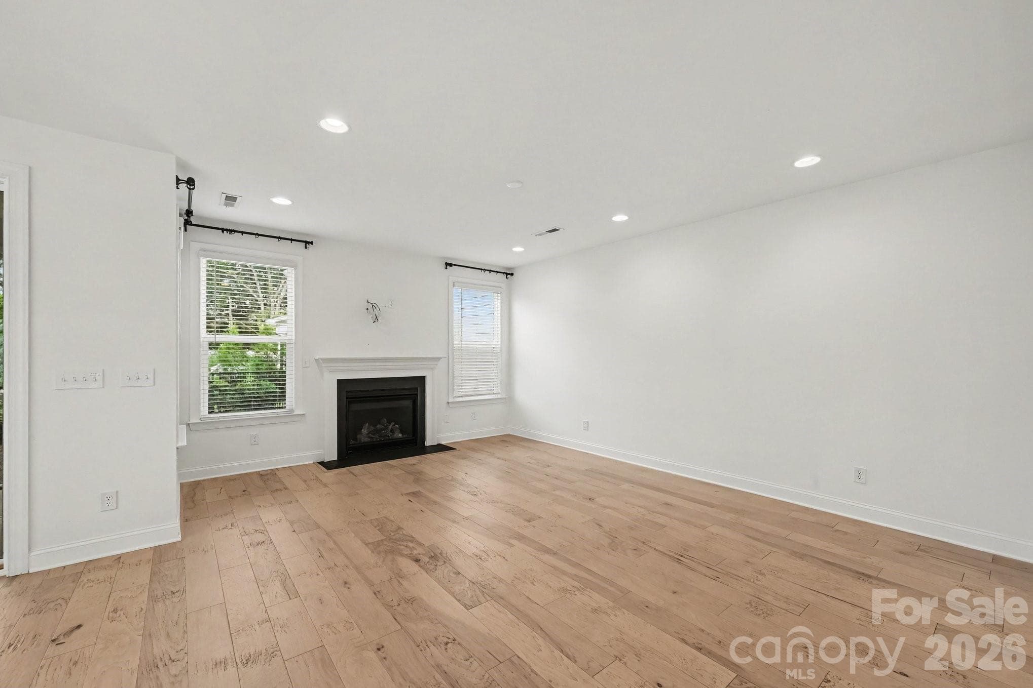 Townhouse at 6008 Corbin Woods Court, Charlotte, photo 10 of 31