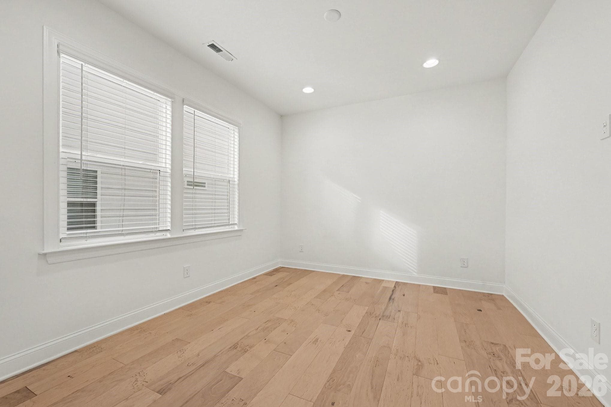 Townhouse at 6008 Corbin Woods Court, Charlotte, photo 18 of 31