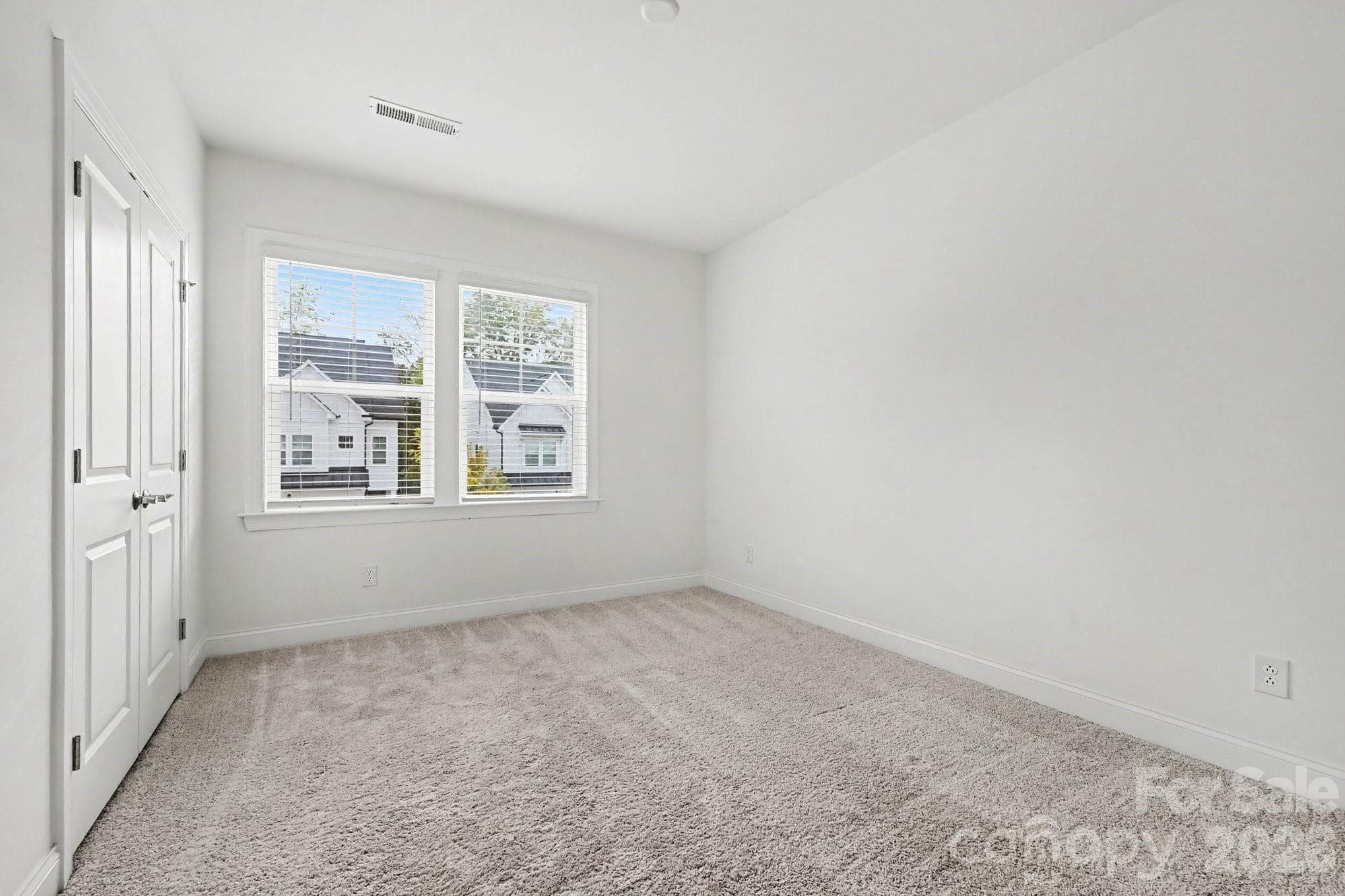 Townhouse at 6008 Corbin Woods Court, Charlotte, photo 20 of 31