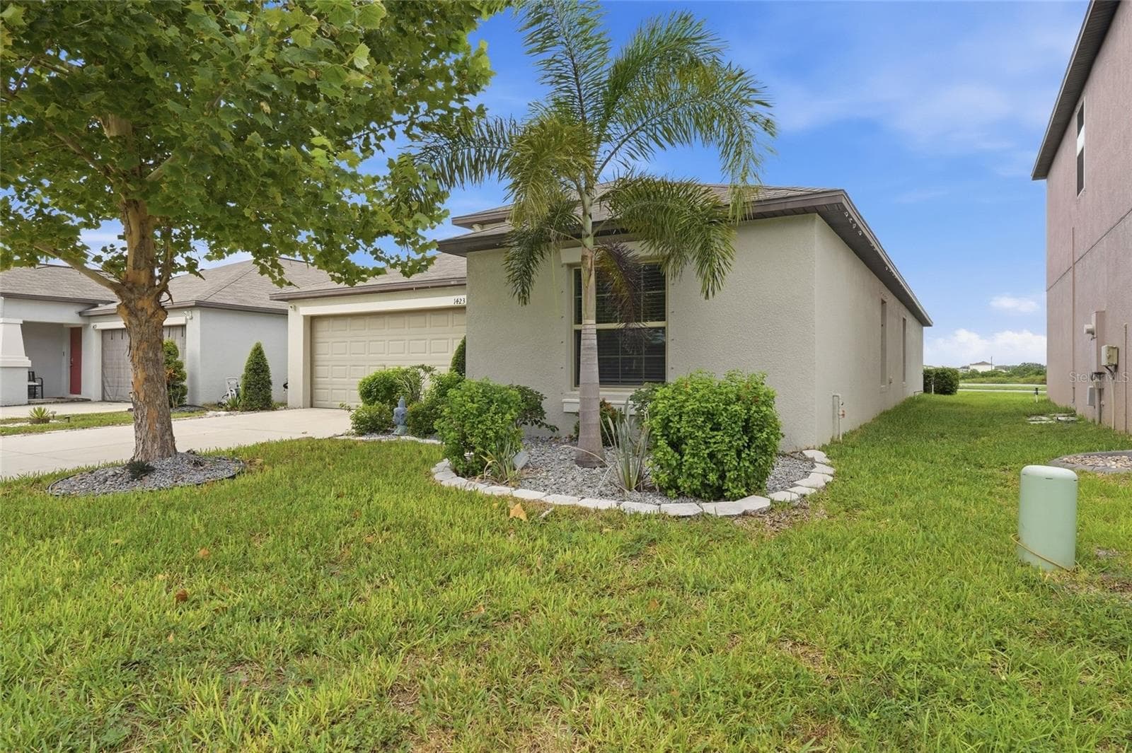 Single Family Residence at 1423 GOLDEN GLOW DR, RUSKIN, photo 12 of 78