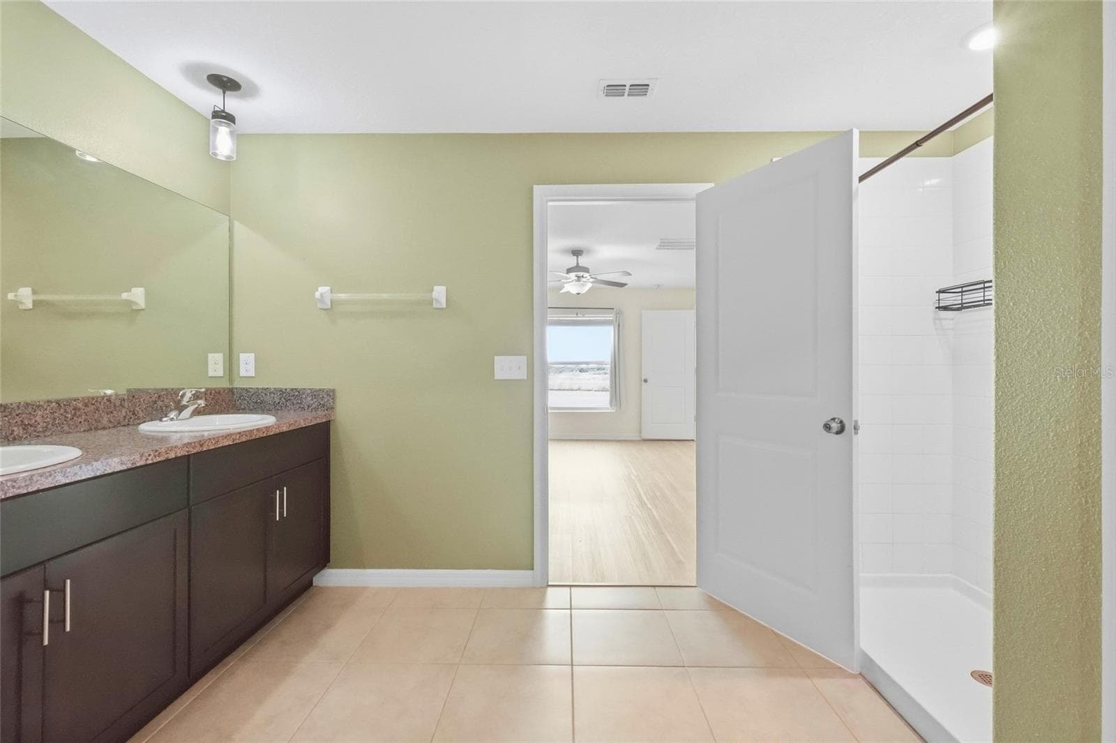 Primary Bathroom - 1423 GOLDEN GLOW DR, RUSKIN