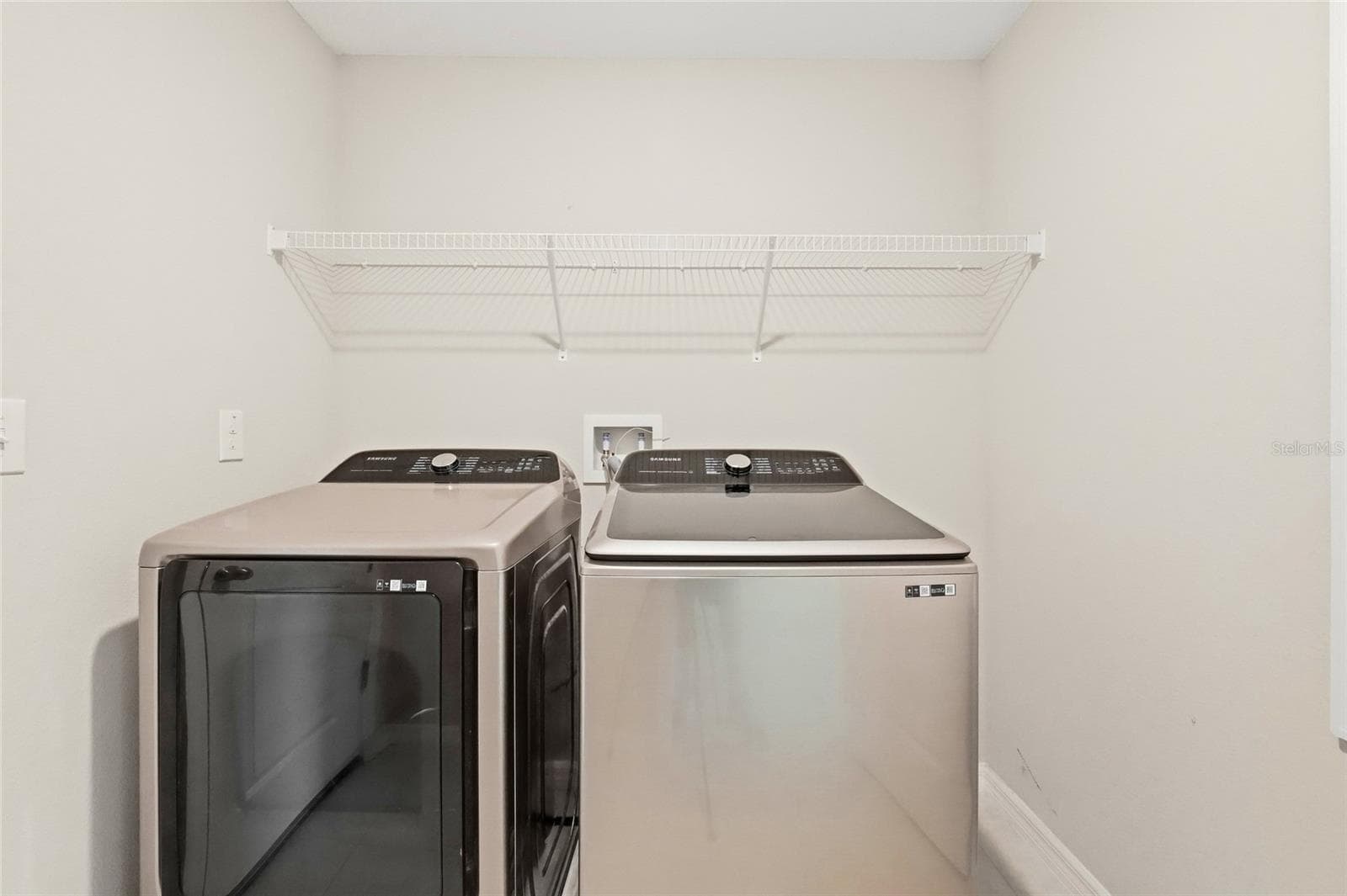 Laundry Room - 1423 GOLDEN GLOW DR, RUSKIN