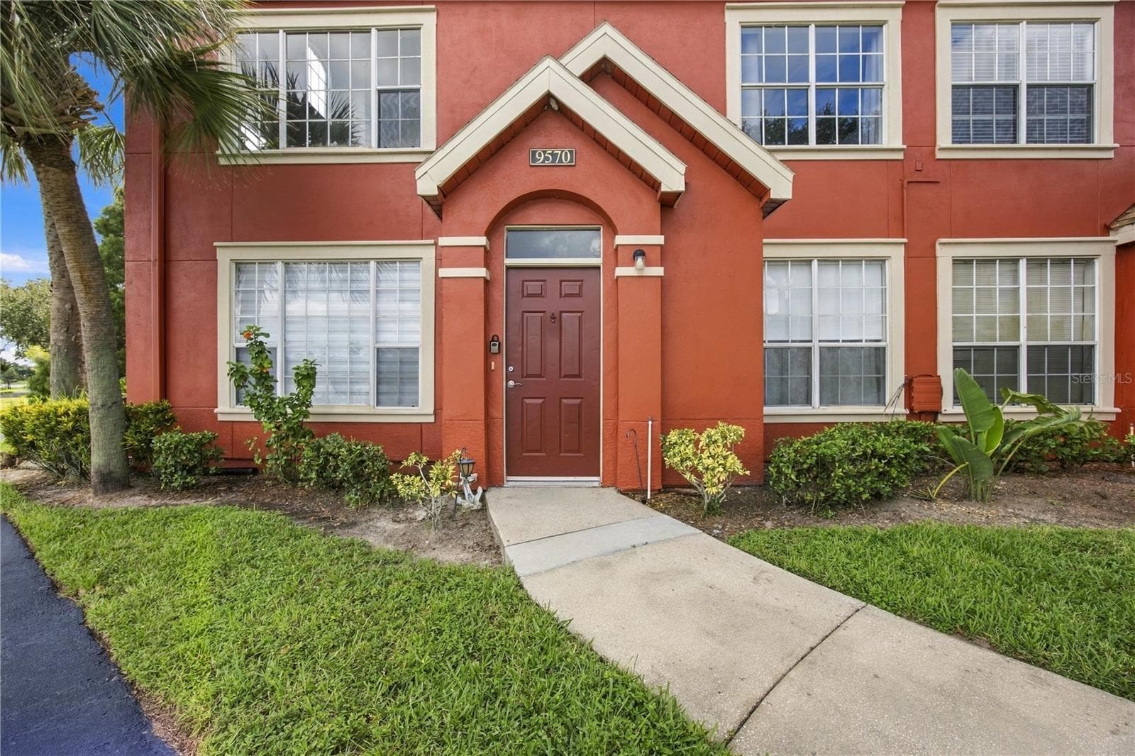 Condominium at 9570 LAKE CHASE ISLAND WAY #9570, TAMPA, photo 2 of 42