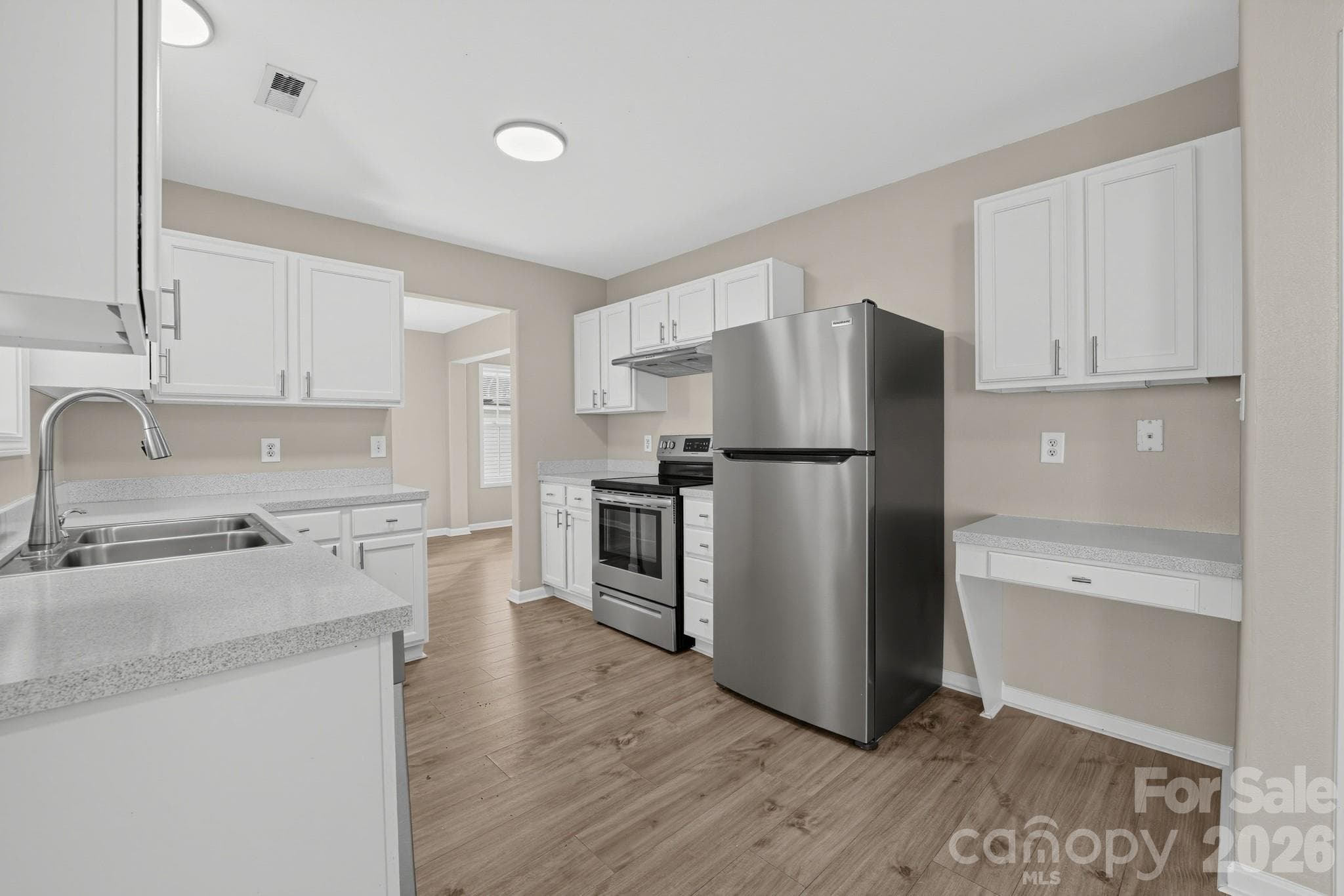 Single Family Residence at 3027 Hawick Commons Drive, Concord, photo 6 of 15