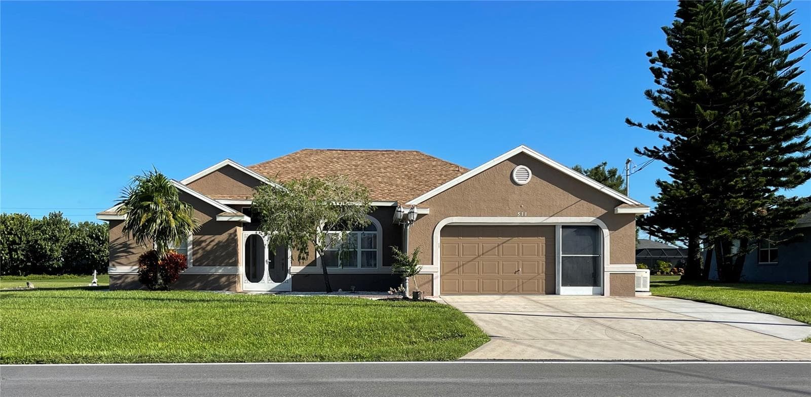511 ROTONDA CIR