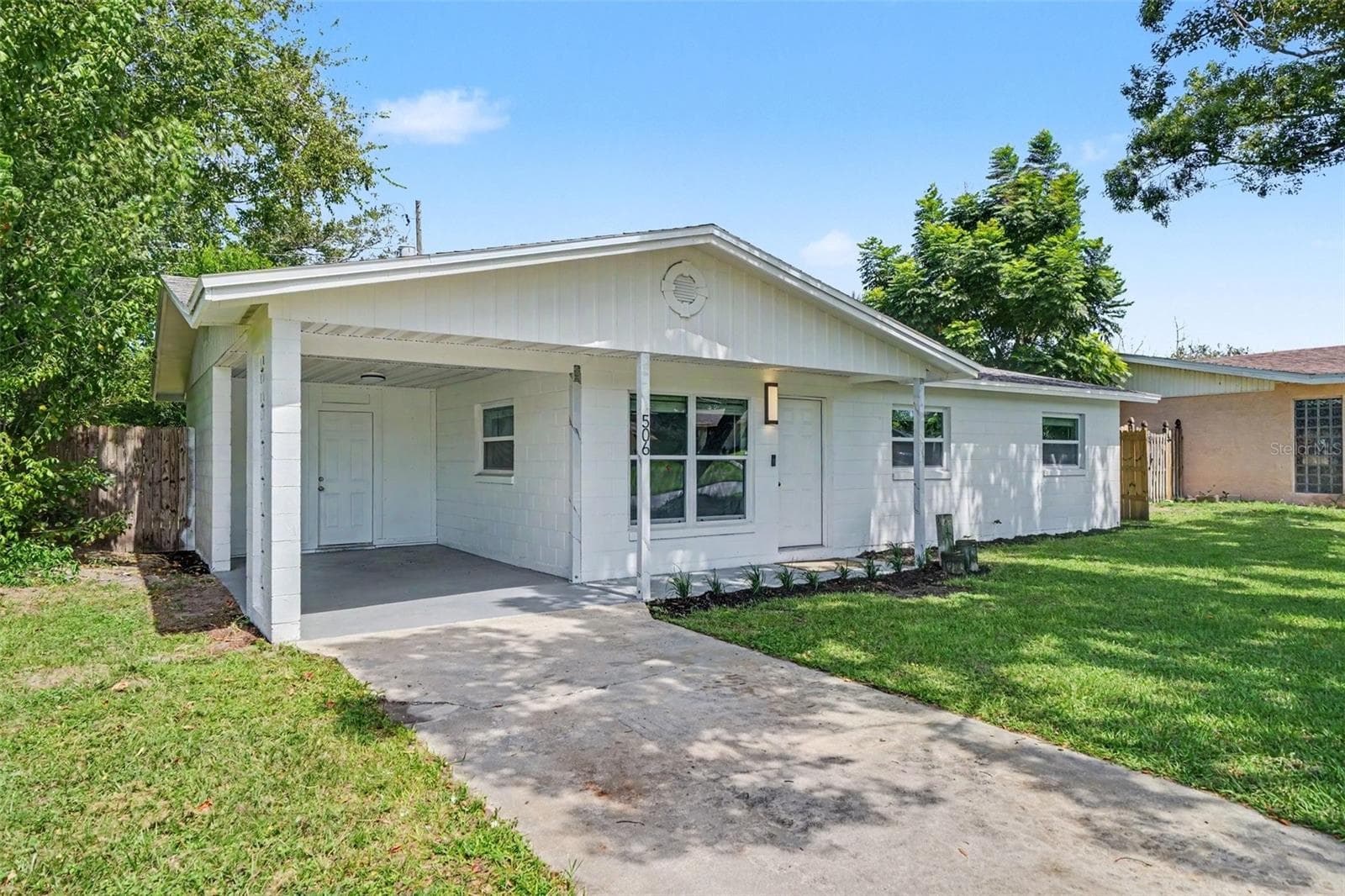 Single Family Residence at 506 CAMBRIDGE CIR, SOUTH DAYTONA, photo 2 of 23